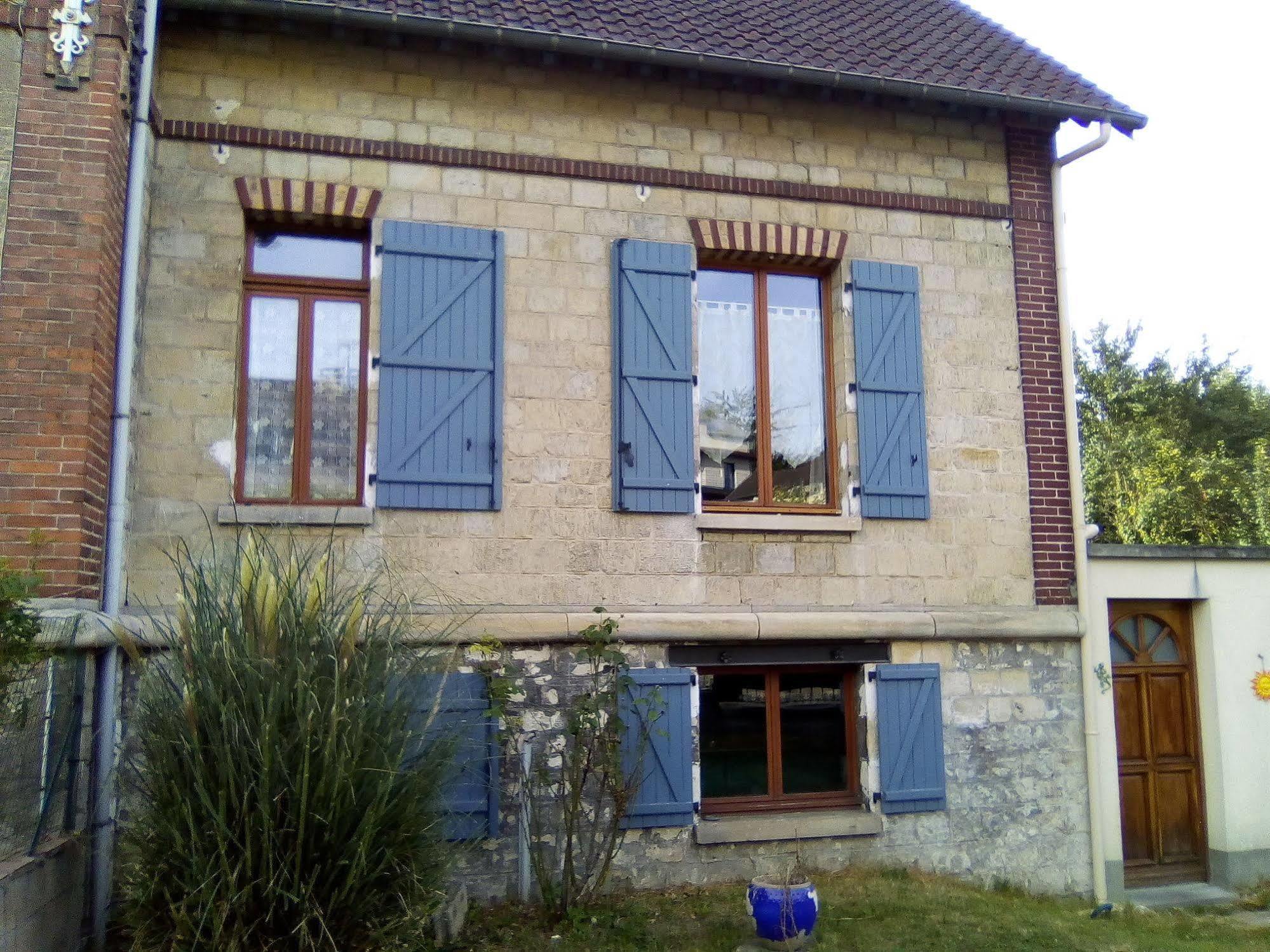 Loc'Apparts Beaumont-sur-Oise Eksteriør billede